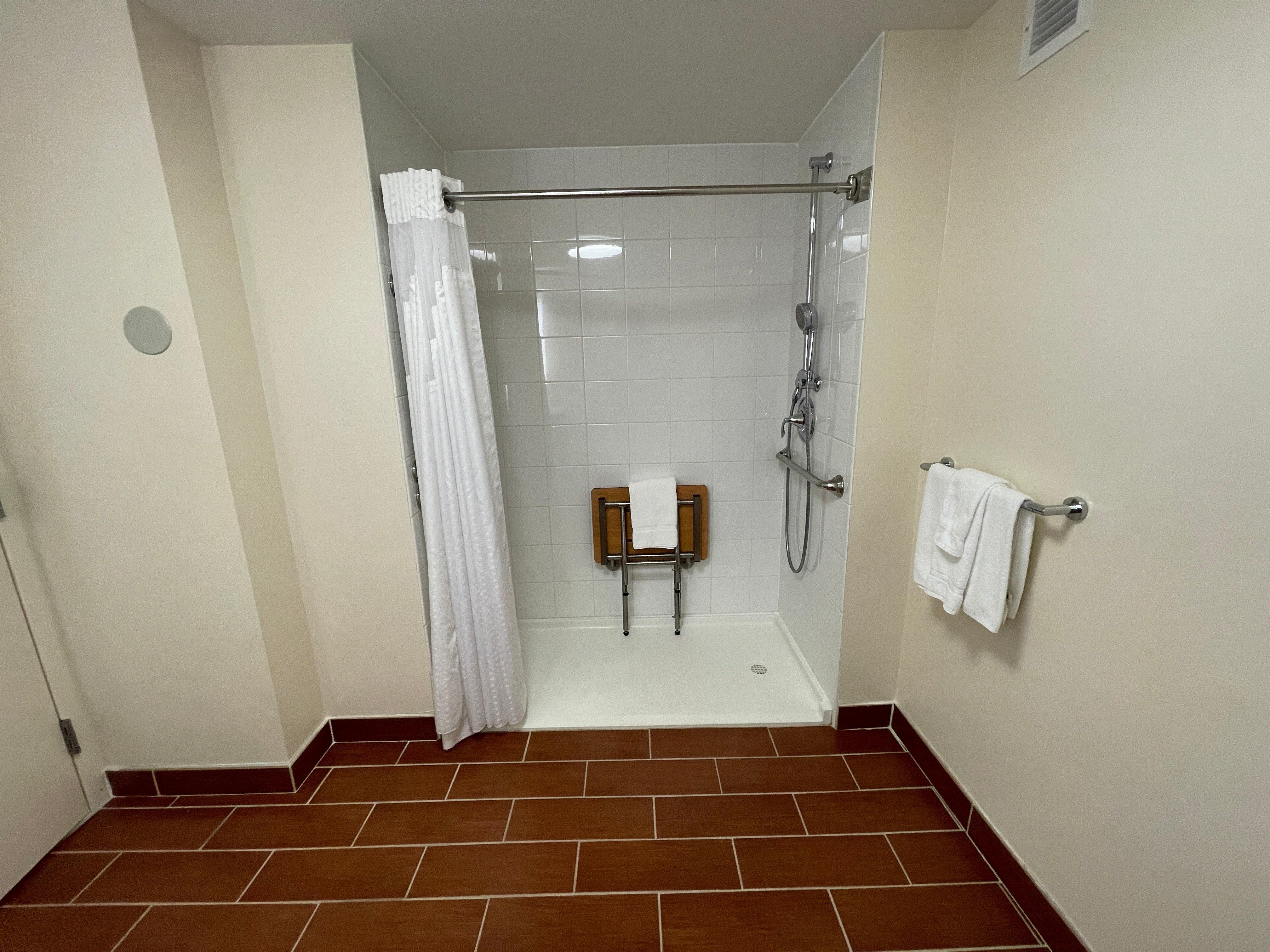 Holiday Inn Bangor By Ihg Ngoại thất bức ảnh